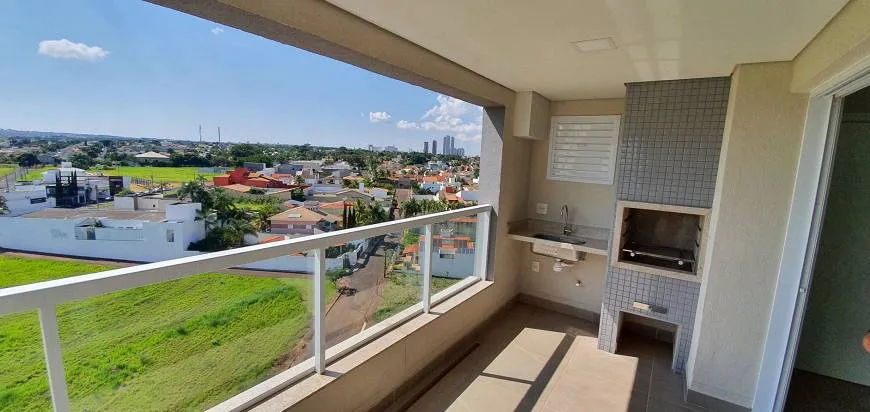 Foto 1 de Apartamento com 3 Quartos à venda, 135m² em Jardim Colina, Uberlândia