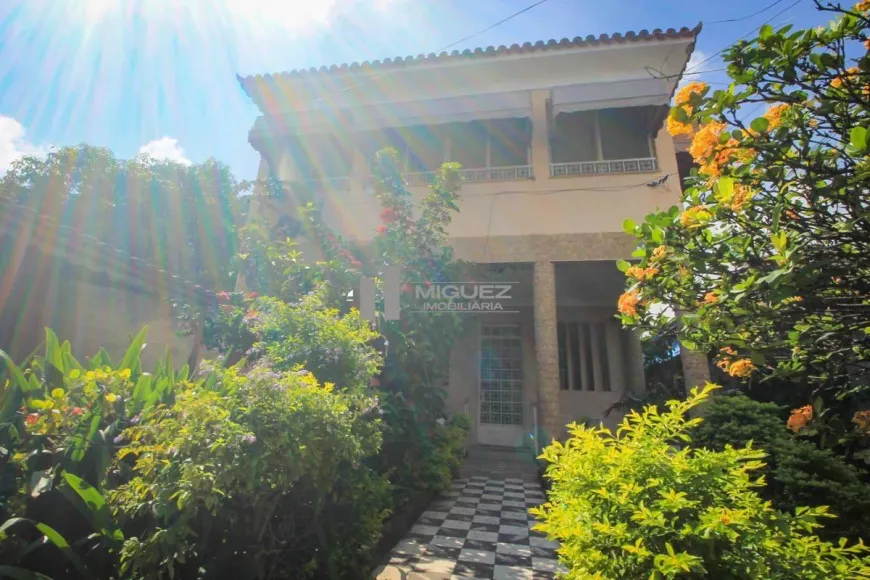 Foto 1 de Casa com 4 Quartos à venda, 180m² em Lins de Vasconcelos, Rio de Janeiro