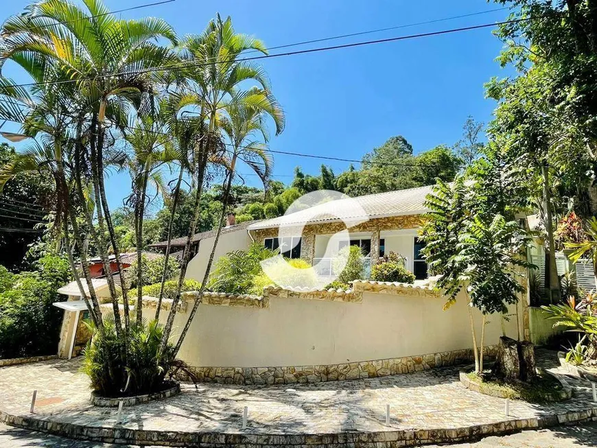 Foto 1 de Casa de Condomínio com 5 Quartos à venda, 500m² em Maceió, Niterói