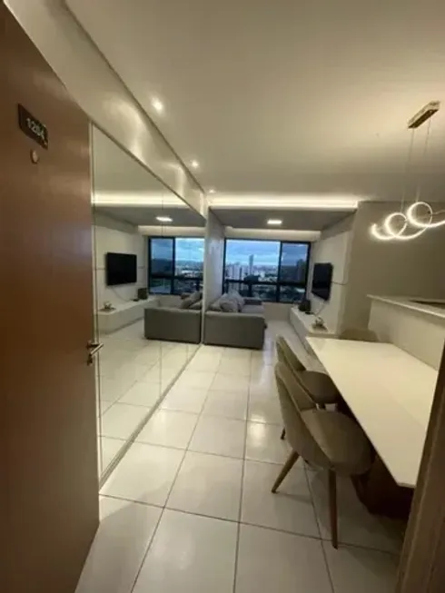 Foto 1 de Apartamento com 2 Quartos à venda, 50m² em Madalena, Recife