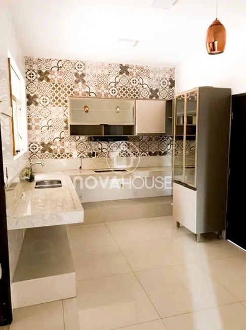 Foto 1 de Apartamento com 4 Quartos à venda, 155m² em Centro Sul, Cuiabá