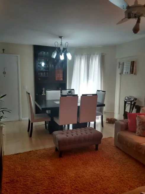 Foto 1 de Apartamento com 2 Quartos para alugar, 65m² em Centro, Balneário Camboriú