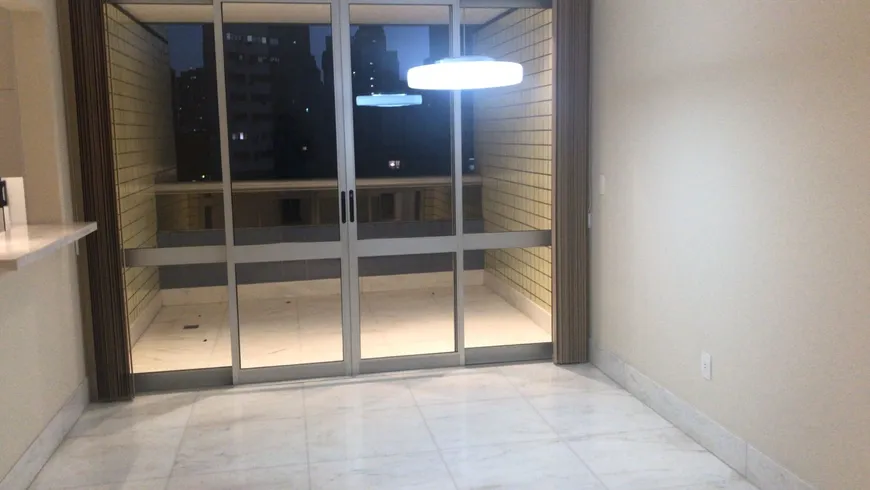 Foto 1 de Apartamento com 2 Quartos à venda, 140m² em Santa Efigênia, Belo Horizonte