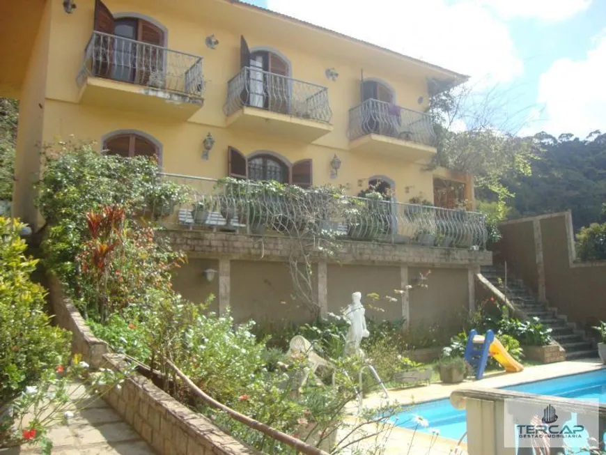Foto 1 de Casa com 3 Quartos à venda, 235m² em Vale do Paraíso, Teresópolis