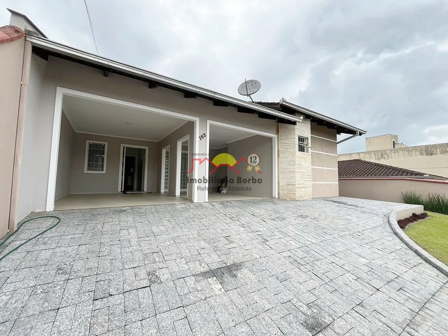 Foto 1 de Casa com 3 Quartos à venda, 171m² em Santa Catarina, Joinville