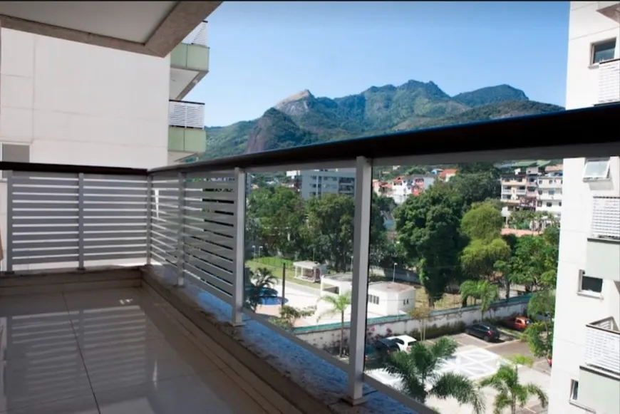 Foto 1 de Apartamento com 3 Quartos à venda, 78m² em Anil, Rio de Janeiro