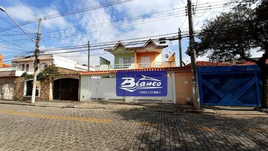 Foto 1 de Sobrado com 3 Quartos à venda, 129m² em Vila Augusta, Guarulhos
