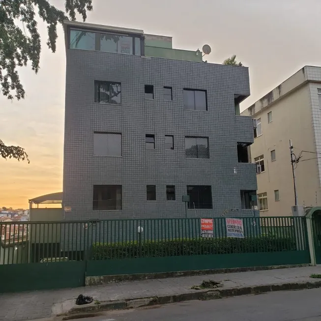 Foto 1 de Cobertura com 3 Quartos à venda, 181m² em Santa Amélia, Belo Horizonte