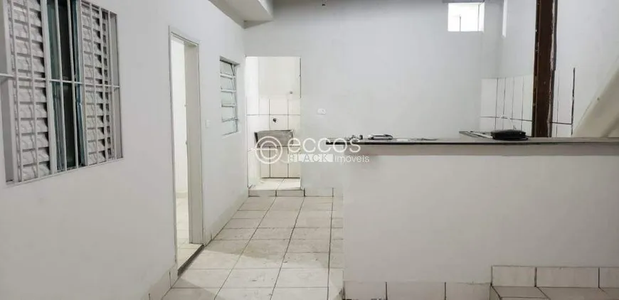 Foto 1 de Casa com 2 Quartos à venda, 100m² em Osvaldo Rezende, Uberlândia