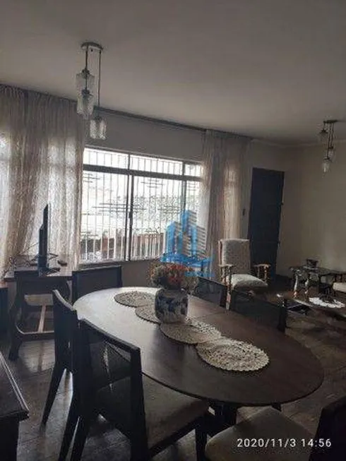 Foto 1 de Sobrado com 4 Quartos à venda, 350m² em Vila Bastos, Santo André