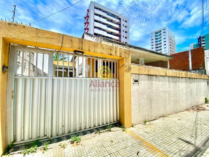 Foto 1 de Casa com 3 Quartos à venda, 300m² em Petrópolis, Natal