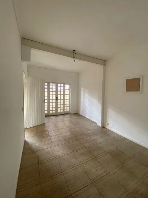 Foto 1 de Sobrado com 3 Quartos para alugar, 150m² em Chácara Santo Antônio, São Paulo