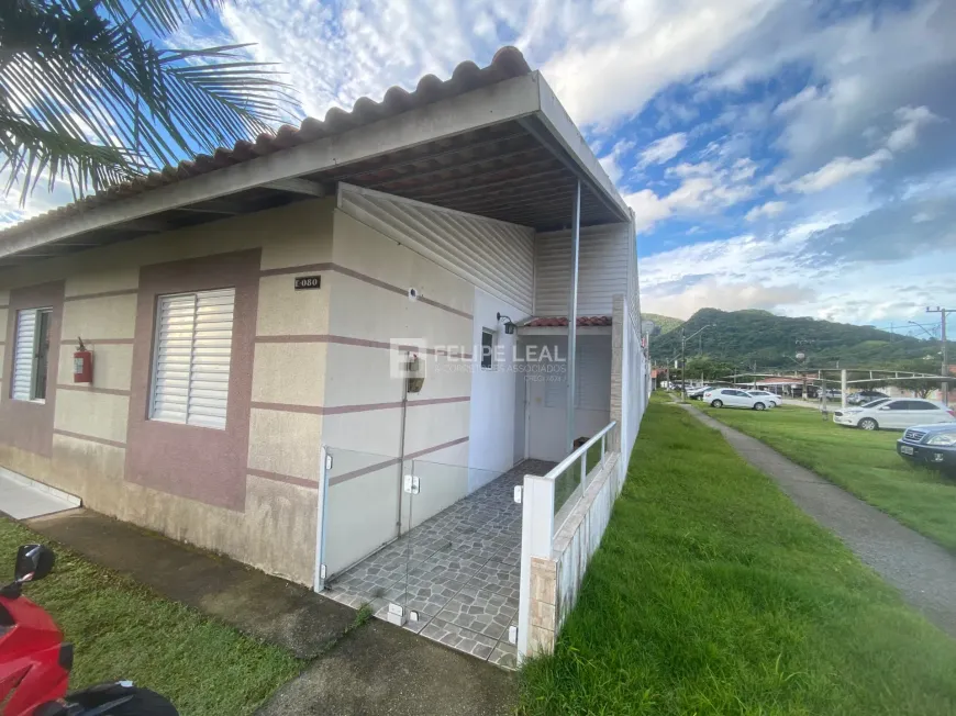 Foto 1 de Casa de Condomínio com 3 Quartos à venda, 65m² em Bela Vista, Palhoça