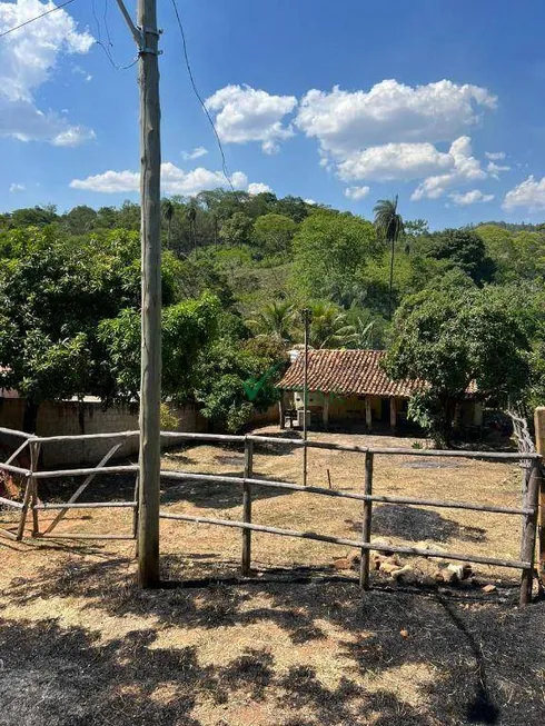 Foto 1 de Casa com 3 Quartos à venda, 60m² em Zona Rural, Taquaraçu de Minas