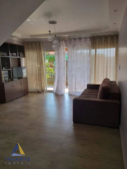 Foto 1 de Sobrado com 3 Quartos à venda, 270m² em Santa Maria, Osasco