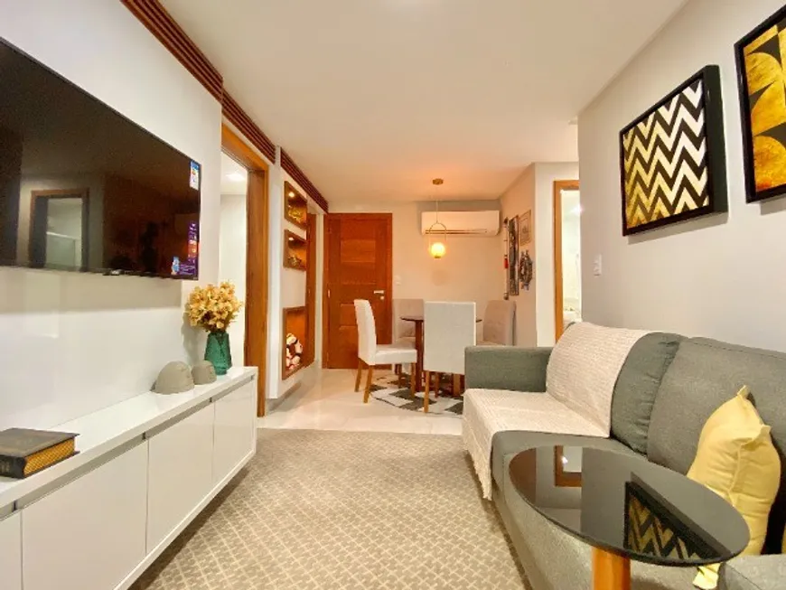 Foto 1 de Apartamento com 2 Quartos à venda, 72m² em Centro, Guarapari