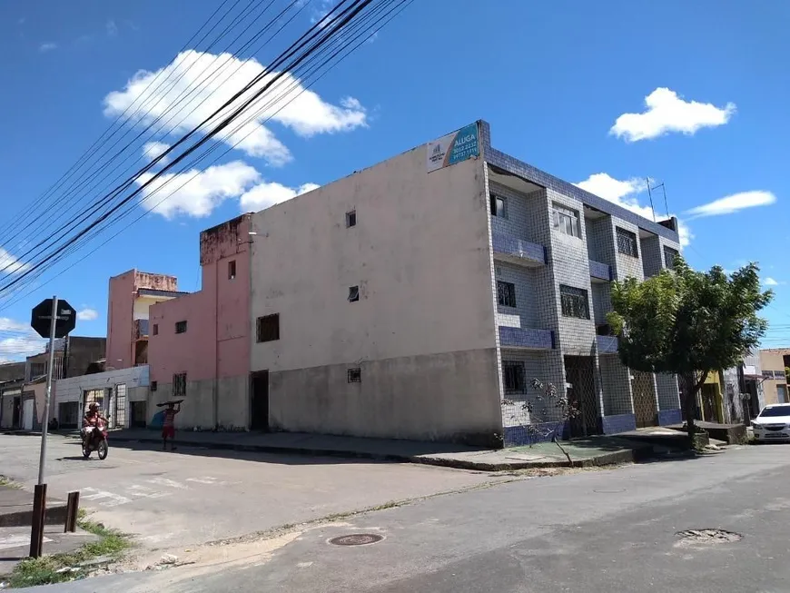 Foto 1 de Apartamento com 1 Quarto para alugar, 30m² em Jardim Iracema, Fortaleza