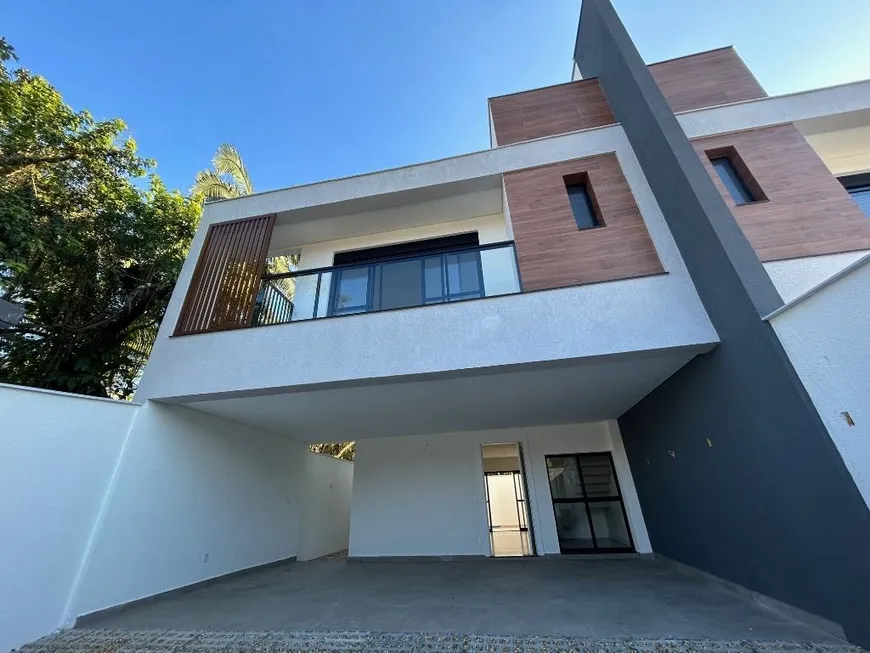 Foto 1 de Casa com 3 Quartos à venda, 152m² em Glória, Joinville