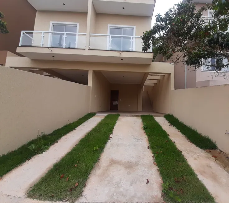 Foto 1 de Casa de Condomínio com 3 Quartos à venda, 140m² em Jardim Rio das Pedras, Cotia