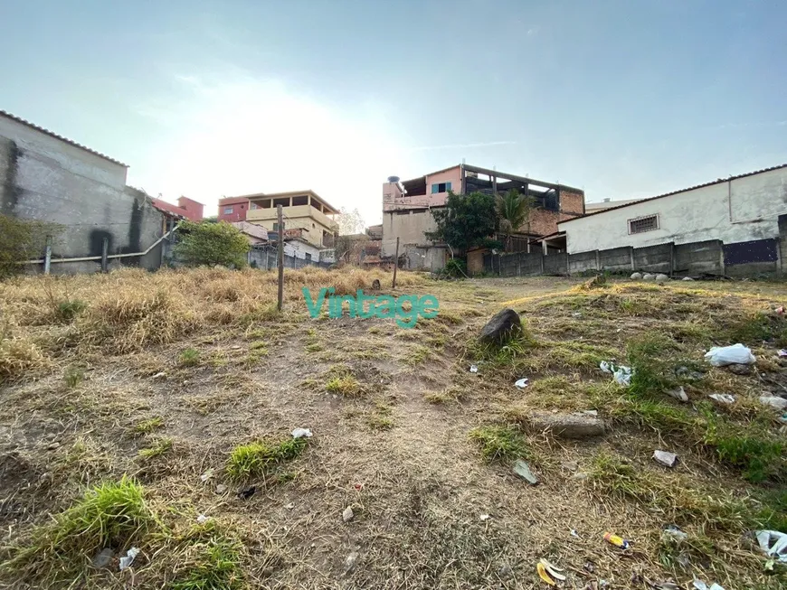 Foto 1 de Lote/Terreno à venda, 308m² em Industrial, Contagem