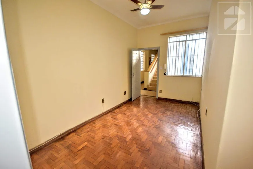 Foto 1 de Apartamento com 2 Quartos para alugar, 70m² em Centro, Campinas
