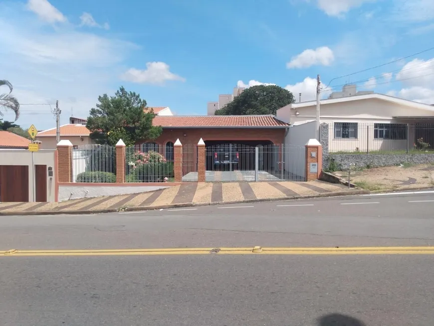 Foto 1 de Casa com 3 Quartos à venda, 233m² em Jardim do Lago, Campinas