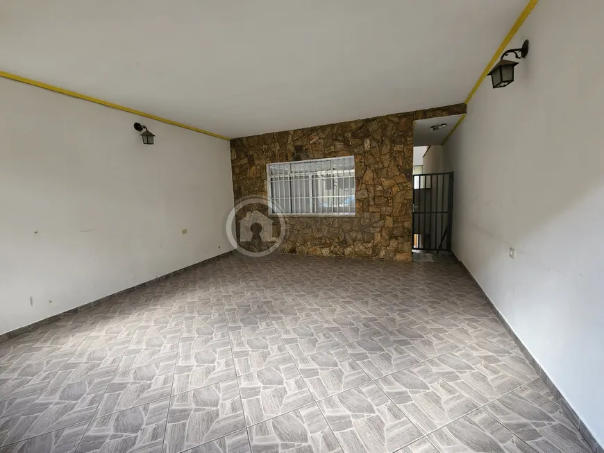 Foto 1 de Casa com 3 Quartos à venda, 180m² em Parque Continental II, Guarulhos