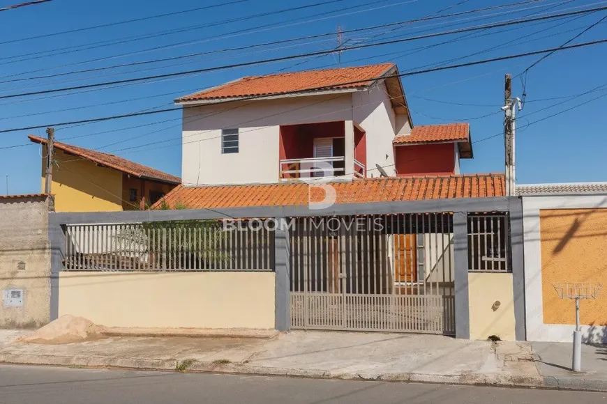 Foto 1 de Sobrado com 3 Quartos à venda, 250m² em Jardim Amanda I, Hortolândia