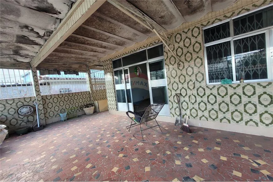 Foto 1 de Casa com 3 Quartos à venda, 120m² em Rocha Miranda, Rio de Janeiro