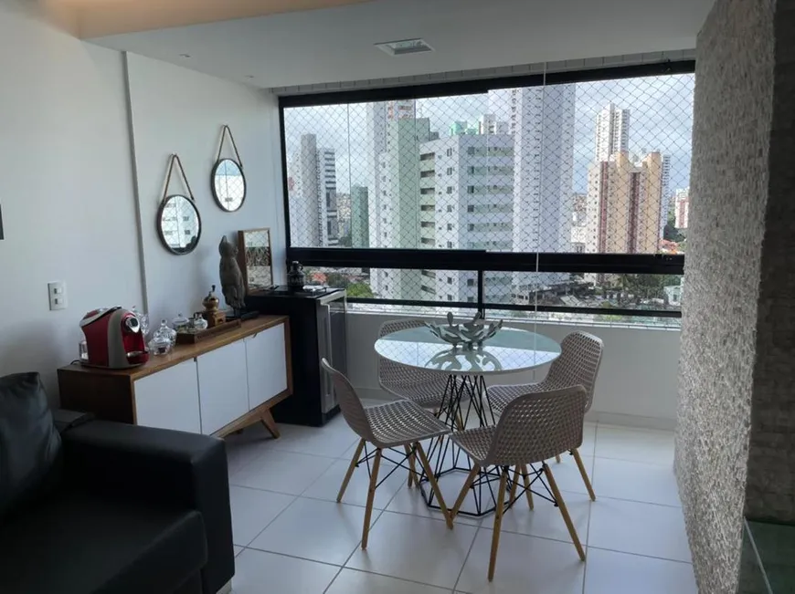 Foto 1 de Apartamento com 3 Quartos à venda, 106m² em Casa Forte, Recife