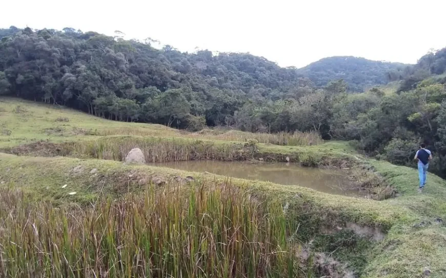 Foto 1 de Lote/Terreno à venda, 20000m² em Zona Rural, Caeté