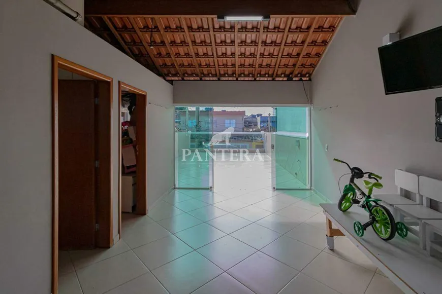 Foto 1 de Casa com 2 Quartos à venda, 160m² em Parque Capuava, Santo André