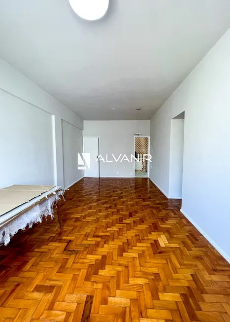 Foto 1 de Apartamento com 3 Quartos à venda, 97m² em Copacabana, Rio de Janeiro