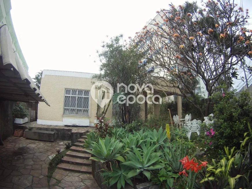 Foto 1 de Casa com 4 Quartos à venda, 180m² em Lins de Vasconcelos, Rio de Janeiro