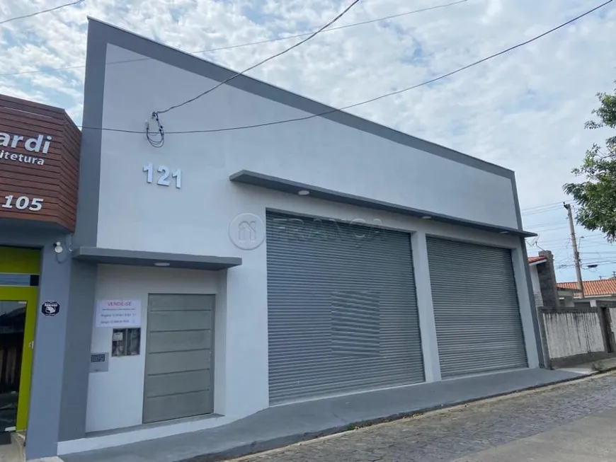 Foto 1 de Galpão/Depósito/Armazém à venda, 200m² em Centro, Jacareí