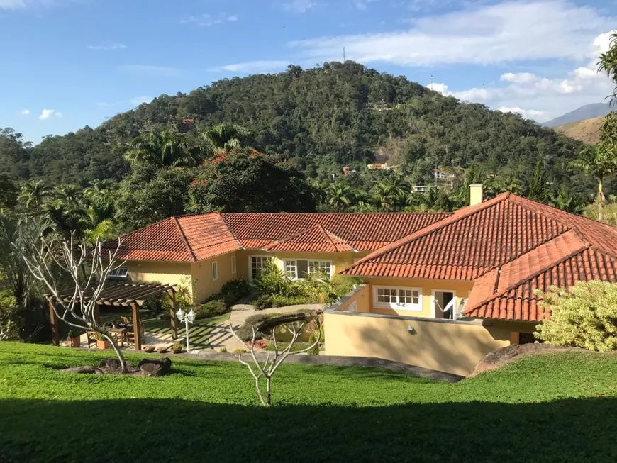 Foto 1 de Casa com 4 Quartos à venda, 493m² em Itaipava, Petrópolis