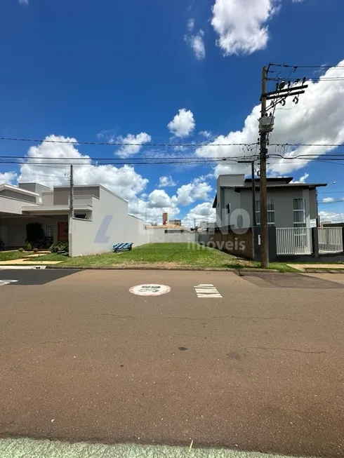 Foto 1 de Lote/Terreno à venda, 325m² em Residencial Eldorado, São Carlos