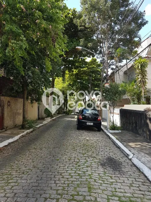 Foto 1 de Casa com 3 Quartos à venda, 337m² em Lins de Vasconcelos, Rio de Janeiro