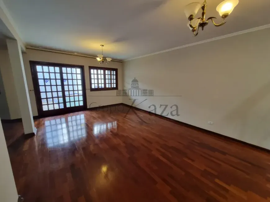 Foto 1 de Casa de Condomínio com 4 Quartos para alugar, 205m² em Parque Residencial Aquarius, São José dos Campos