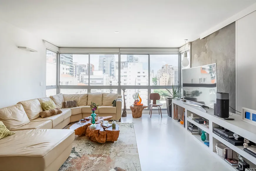 Foto 1 de Apartamento com 2 Quartos à venda, 169m² em Jardim América, São Paulo