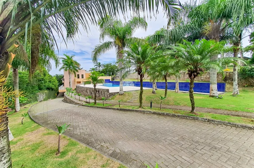 Foto 1 de Casa com 5 Quartos à venda, 580m² em Cacupé, Florianópolis