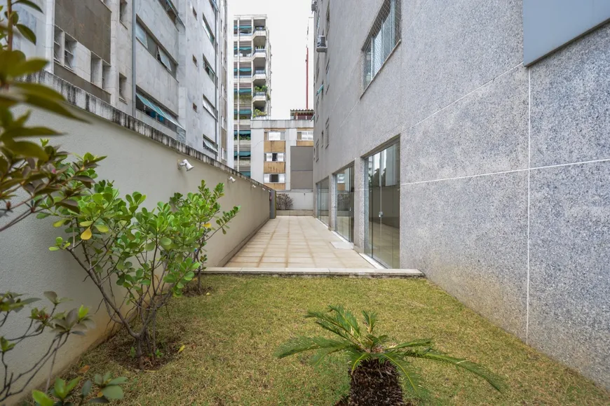 Foto 1 de Apartamento com 4 Quartos à venda, 151m² em Lourdes, Belo Horizonte