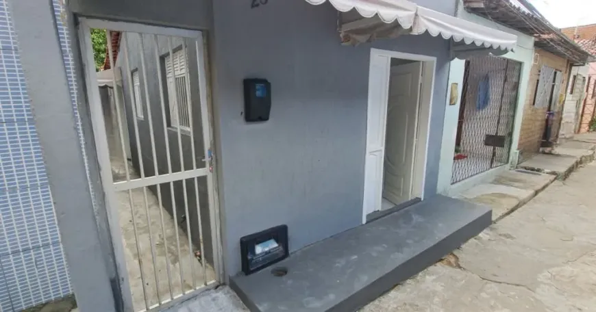 Foto 1 de Casa com 2 Quartos à venda, 55m² em Dix-sept Rosado, Natal