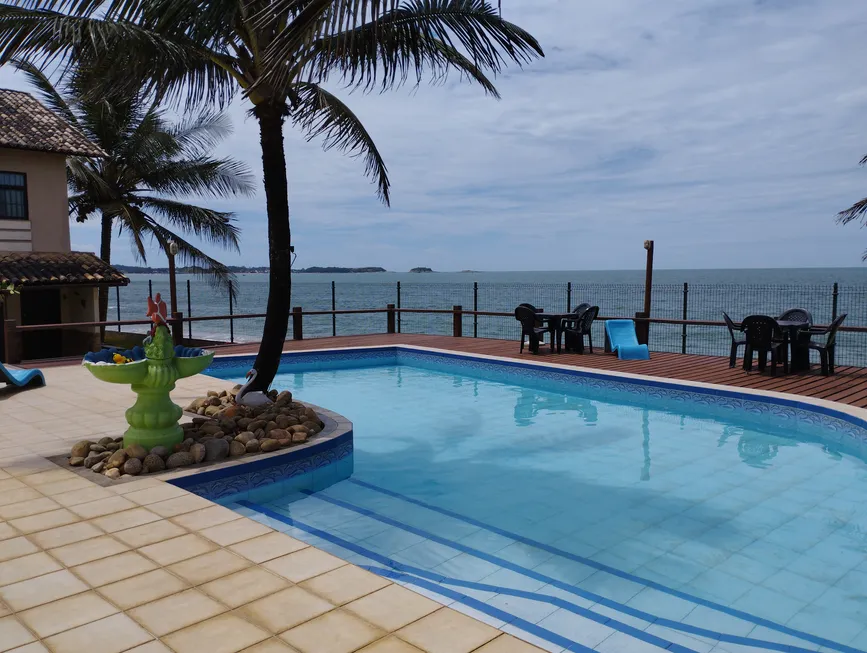 Foto 1 de Casa de Condomínio com 4 Quartos à venda, 100m² em Jardim Campomar, Rio das Ostras