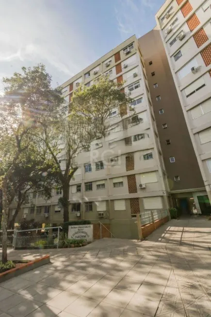 Foto 1 de Apartamento com 2 Quartos à venda, 56m² em Santo Antônio, Porto Alegre