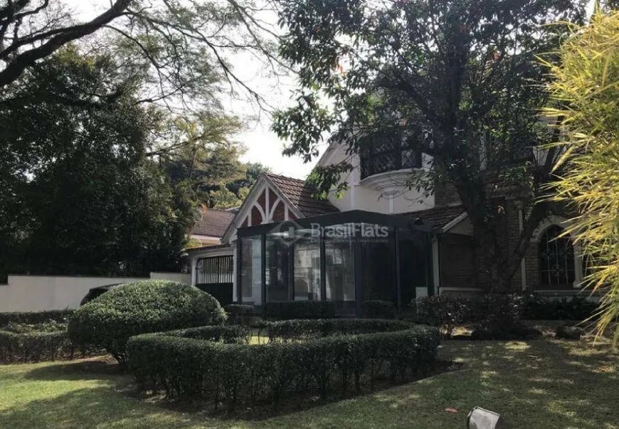 Foto 1 de Casa de Condomínio com 5 Quartos para venda ou aluguel, 400m² em Jardim América, São Paulo