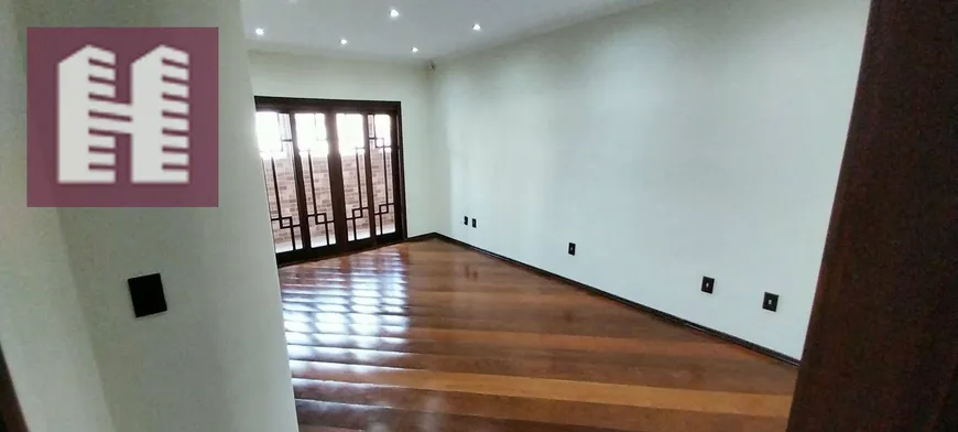 Foto 1 de Casa com 2 Quartos para alugar, 200m² em Vila Aricanduva, São Paulo