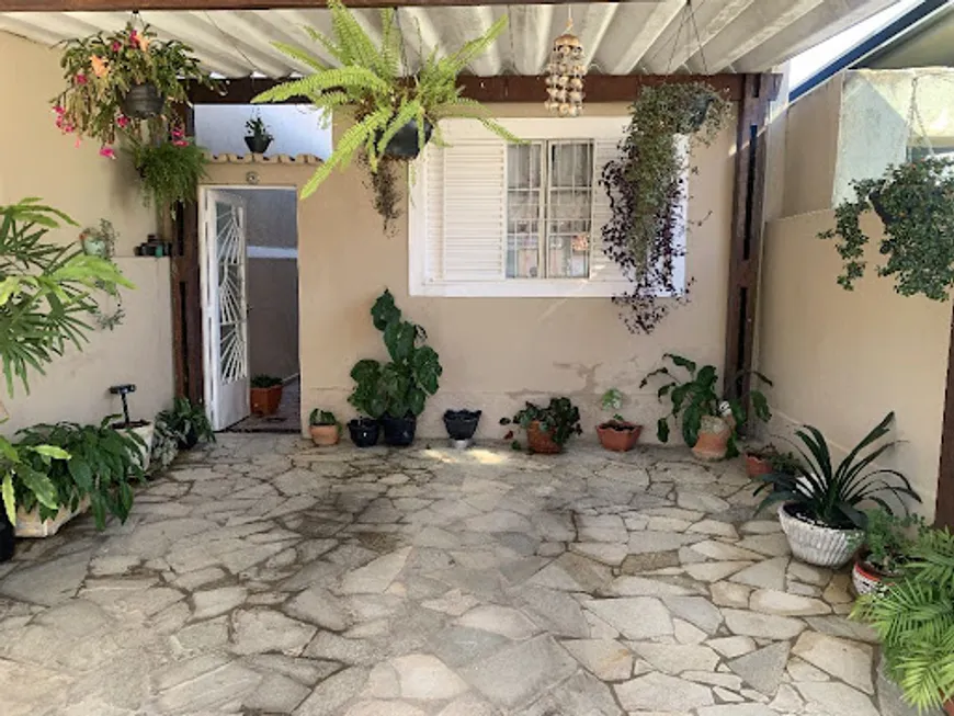 Foto 1 de Casa com 3 Quartos à venda, 129m² em Atibaia Jardim, Atibaia