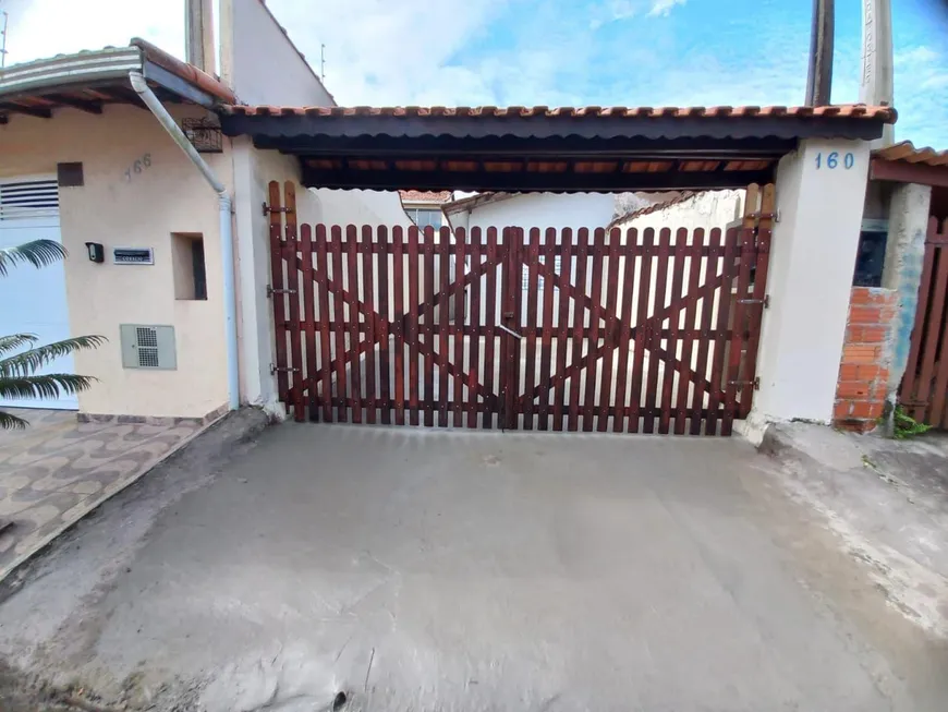 Foto 1 de Casa com 2 Quartos à venda, 52m² em Tupy, Itanhaém