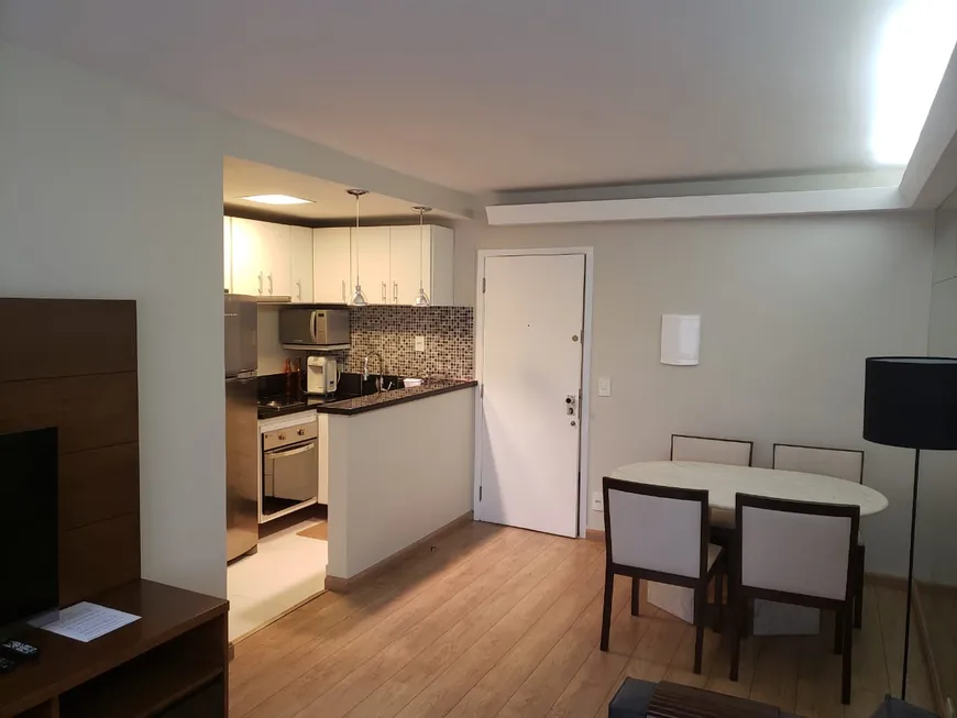 Foto 1 de Flat com 1 Quarto para venda ou aluguel, 45m² em Itaim Bibi, São Paulo